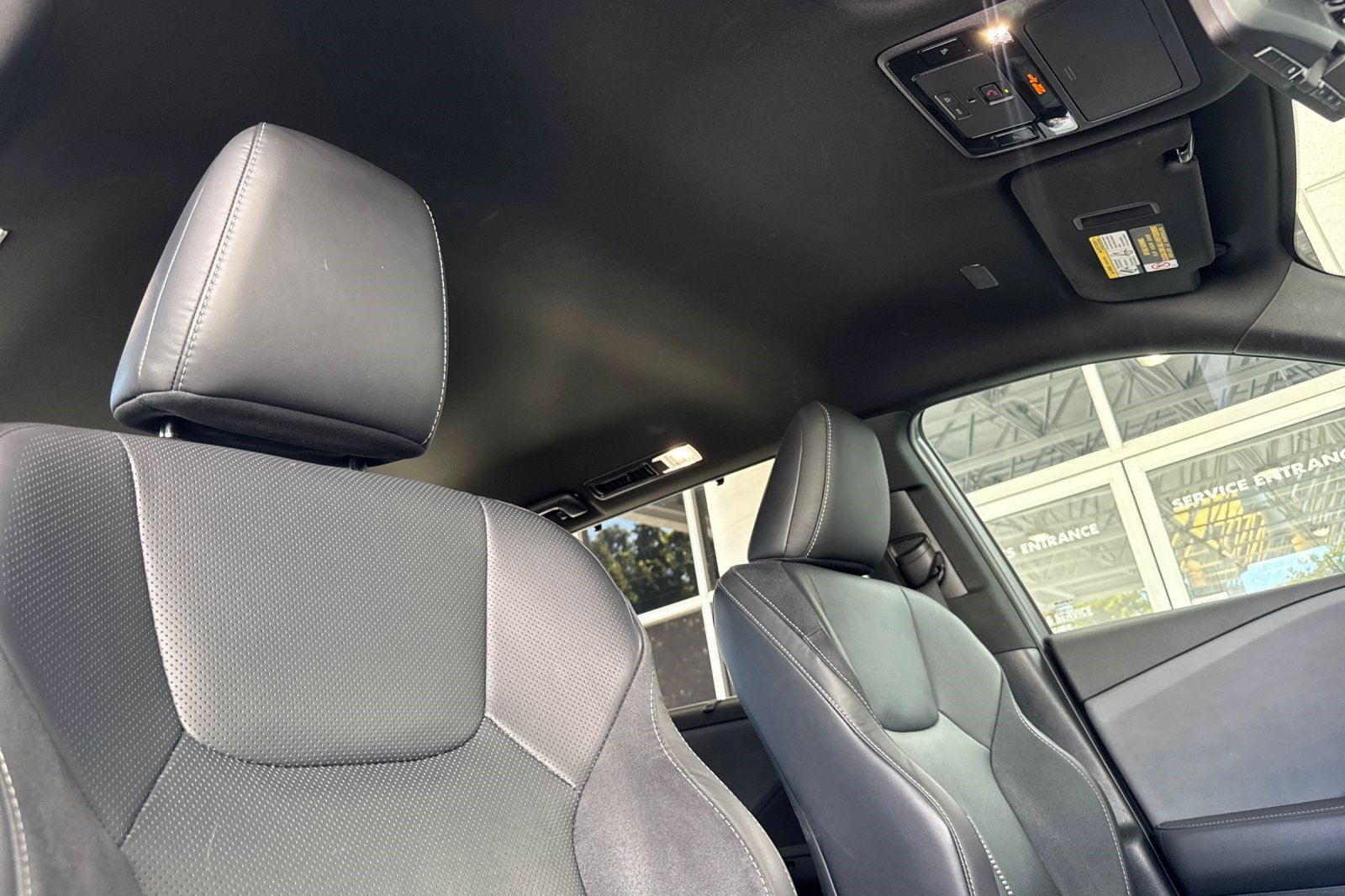 Certified 2025 Lexus TX 550h AWD Plug-In Hybrid w/ Technology Package image 22