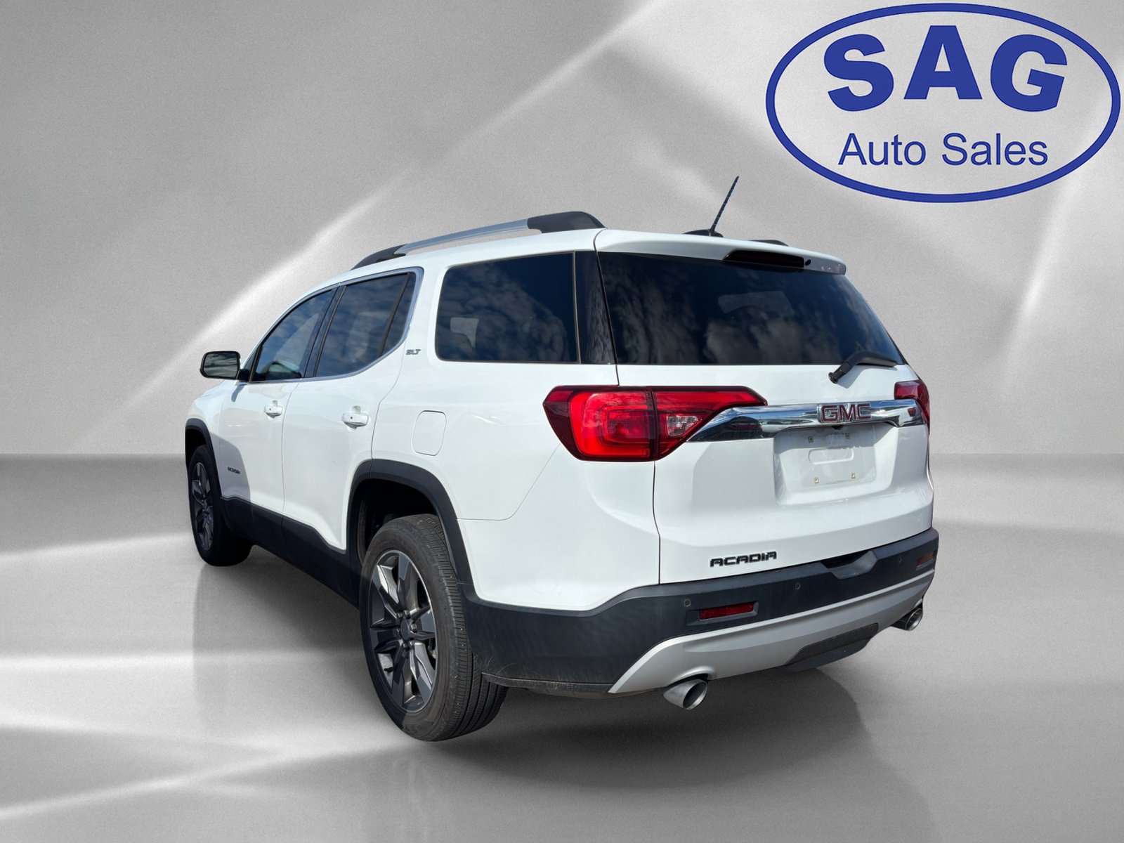 Used 2019 GMC Acadia SLT FWD image 4