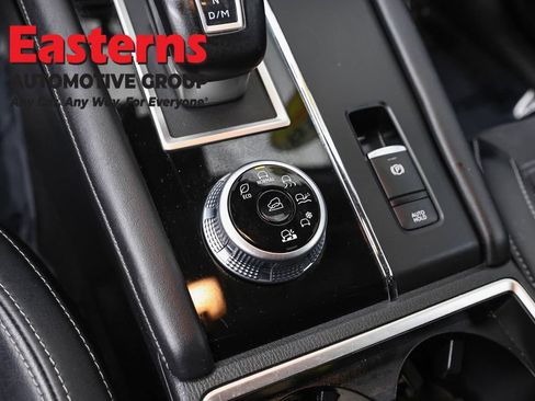 Used 2024 Mitsubishi Outlander SE AWD/4WD image 20