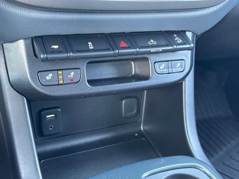Used 2016 Chevrolet Colorado Z71 AWD/4WD image 20