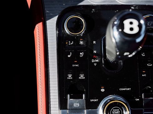 Used 2023 Bentley Continental GT Azure image 59