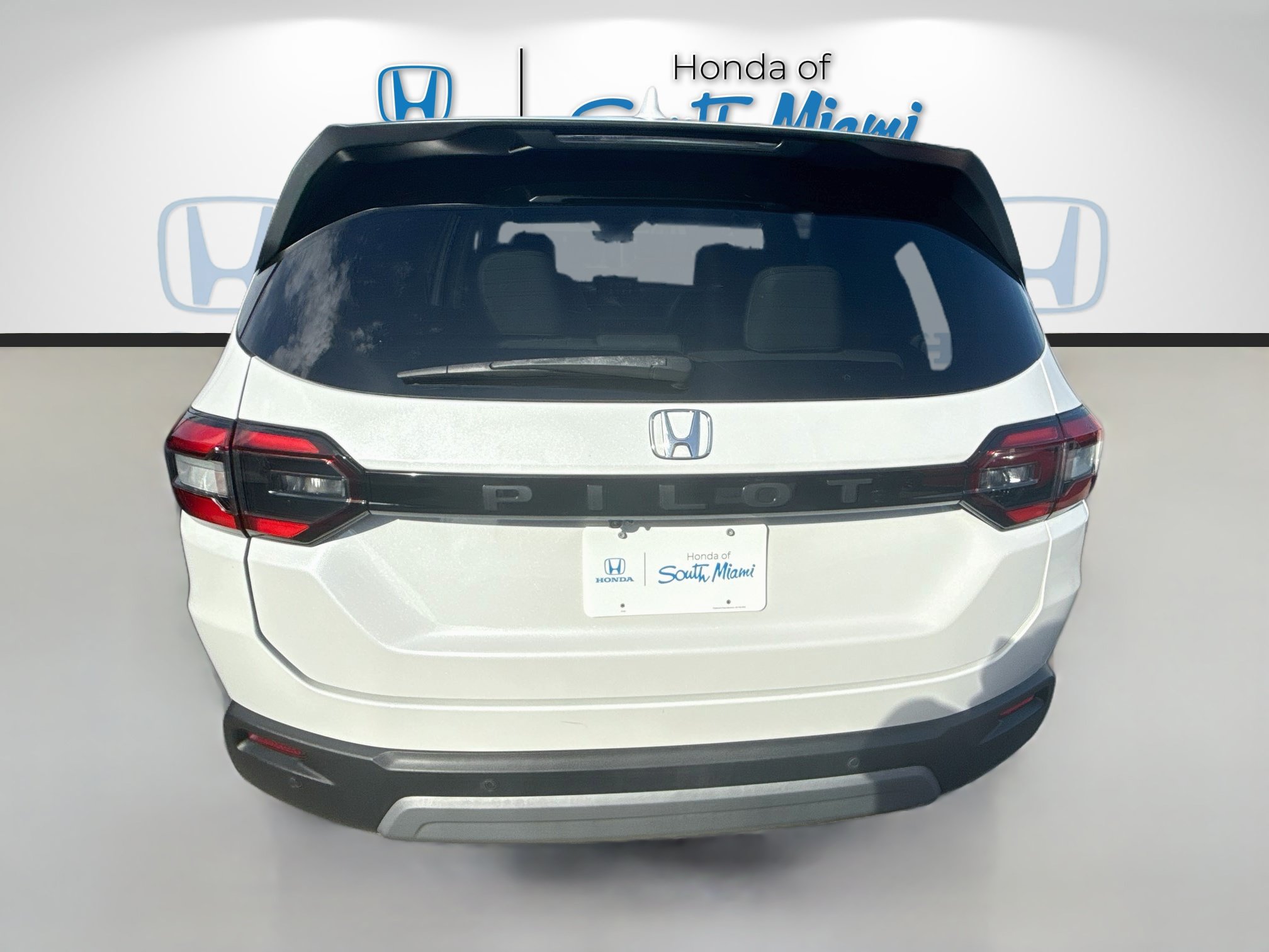Certified 2024 Honda Pilot EX-L image 6