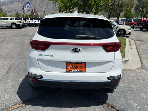 Used 2020 Kia Sportage LX AWD/4WD image 10