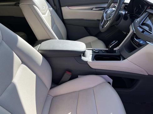 Certified 2023 Cadillac XT5 Premium Luxury image 23