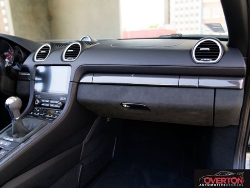 Used 2025 Porsche 718 Boxster GTS image 31