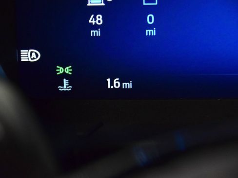 New 2025 Ford Escape SE w/ PHEV Premium Package image 18