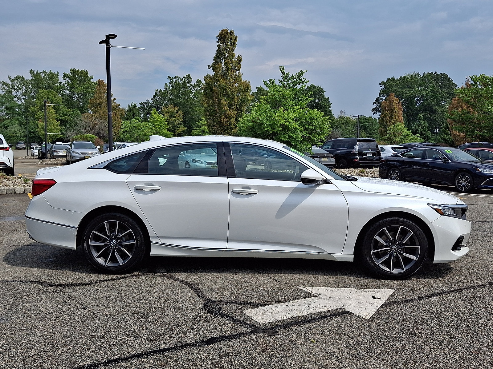 Used 2021 Honda Accord EX-L image 7