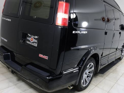 Used 2016 GMC Savana 2500 RWD image 39