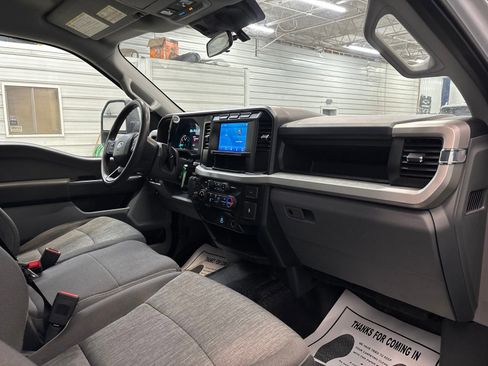 Used 2023 Ford F250 XL image 27