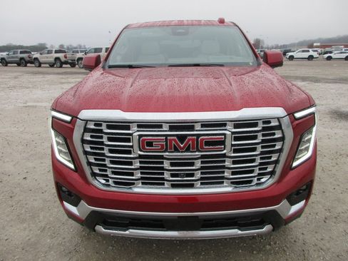 New 2026 GMC Yukon Denali image 10