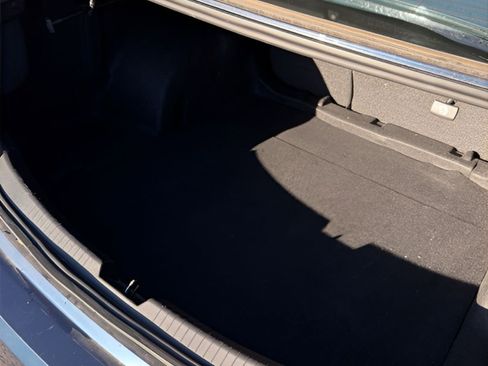 Used 2022 Chevrolet Malibu LT image 16