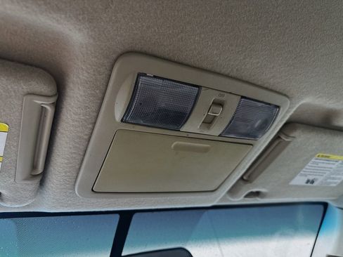 Used 2012 Nissan Frontier SV AWD/4WD image 26