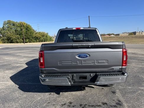 Used 2022 Ford F150 XLT w/ Equipment Group 302A High image 5