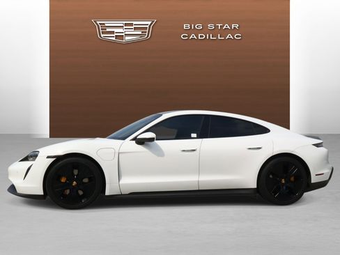 Used 2021 Porsche Taycan RWD image 2