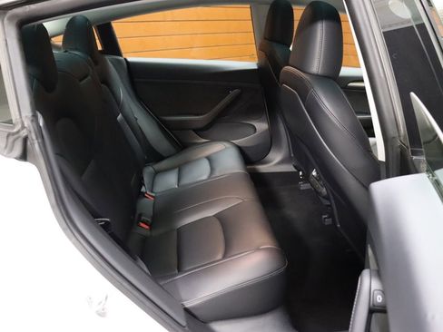 Used 2023 Tesla Model 3 Standard Range image 59