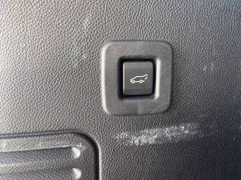 Used 2016 Ford Expedition EL Platinum image 39