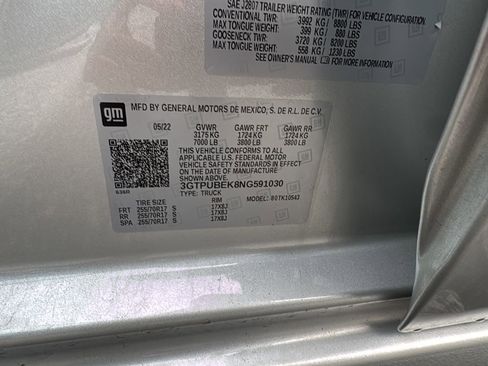 Used 2022 GMC Sierra 1500 SLE image 10