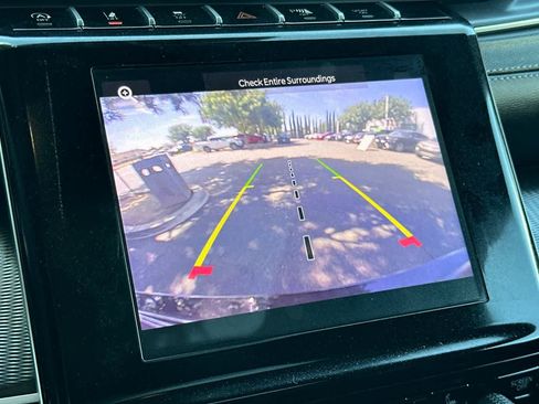 Used 2024 Jeep Grand Cherokee Altitude RWD image 22
