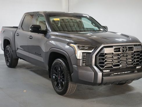 Certified 2025 Toyota Tundra Limited image 3
