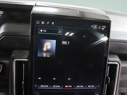 Used 2025 GMC Yukon XL Denali w/ Sun & Power Step Package AWD/4WD image 12