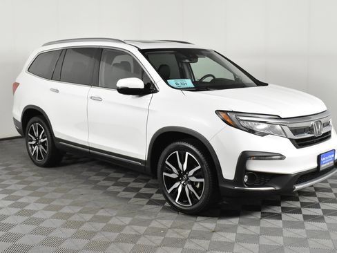 Used 2022 Honda Pilot Touring image 4