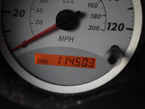 Used 2005 Toyota RAV4 Base 114K MILES image 7