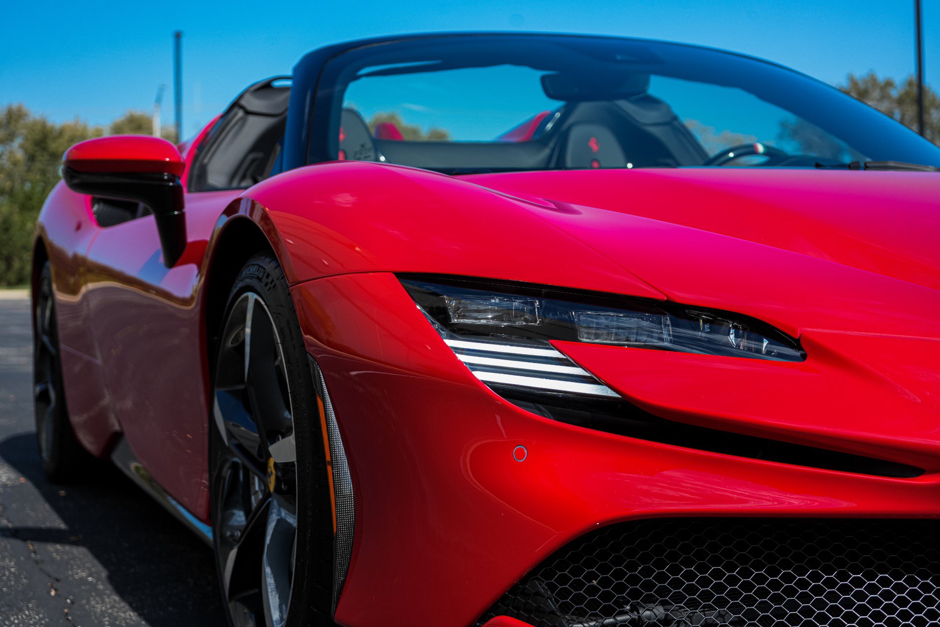 Used 2023 Ferrari SF90 Spider AWD/4WD image 14