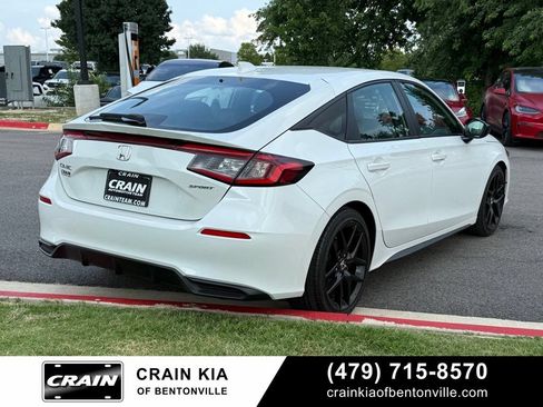 Used 2023 Honda Civic Sport image 7