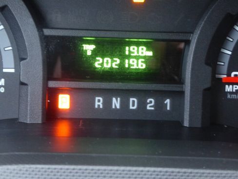 Used 2012 Ford E-350 and Econoline 350 XL w/ PWR Windows & Locks Group image 12