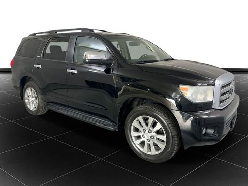Used 2010 Toyota Sequoia Limited AWD/4WD image 7