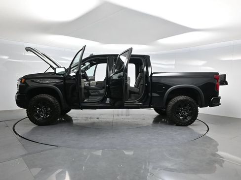 New 2026 Chevrolet Silverado 1500 ZR2 w/ LPO, Dark Essentials Package AWD/4WD image 45