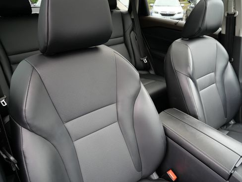 Used 2022 Nissan Rogue SV w/ SV Premium Package AWD/4WD image 19