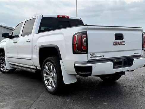Used 2018 GMC Sierra 1500 Denali w/ Denali Ultimate Package AWD/4WD image 3
