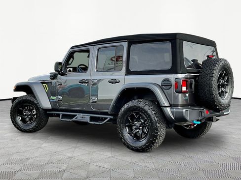 Used 2024 Jeep Wrangler Unlimited AWD/4WD image 4
