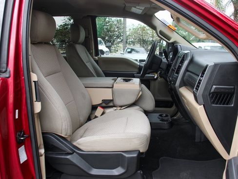 Used 2019 Ford F350 XLT w/ Camper Package image 36