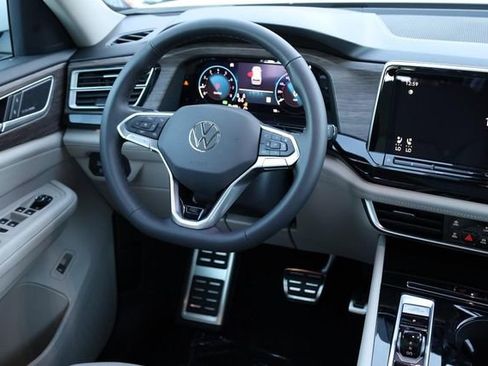 New 2026 Volkswagen Atlas SEL Premium R-Line image 30