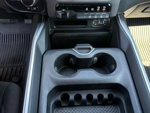 Used 2021 RAM 1500 Big Horn AWD/4WD image 15