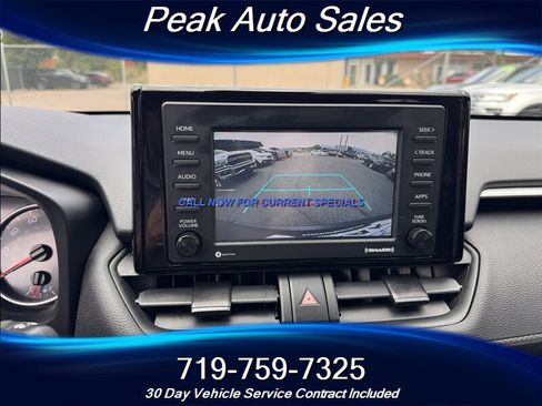 Used 2021 Toyota RAV4 XLE AWD/4WD image 19