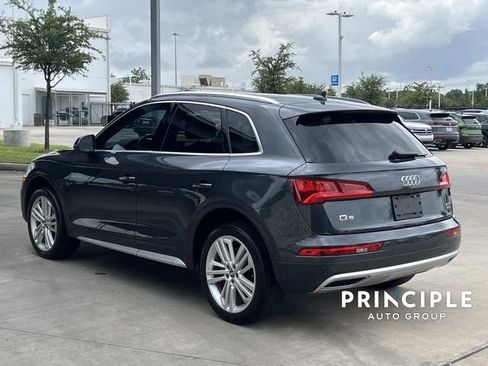 Used 2018 Audi Q5 2.0T Premium Plus w/ Premium Plus Package AWD/4WD image 11