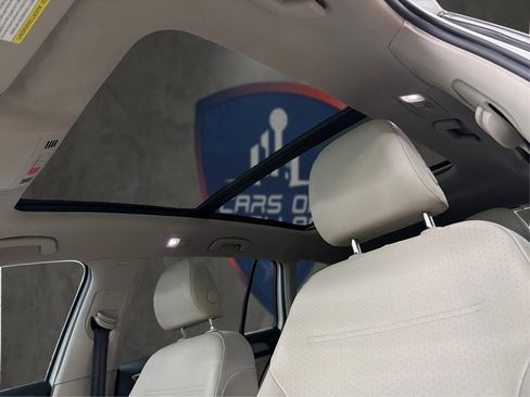 Used 2015 Volkswagen Golf TDI SE image 40