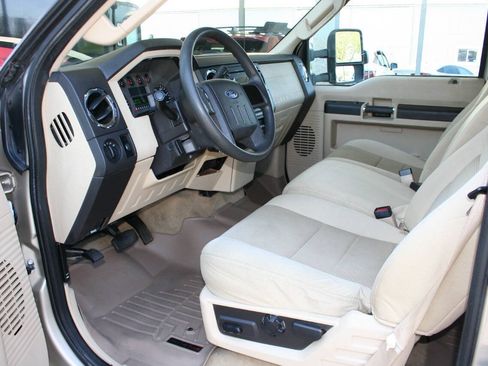 Used 2008 Ford F250 XLT AWD/4WD image 12