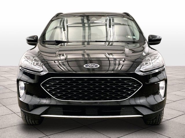 Used 2022 Ford Escape Titanium AWD/4WD image 4