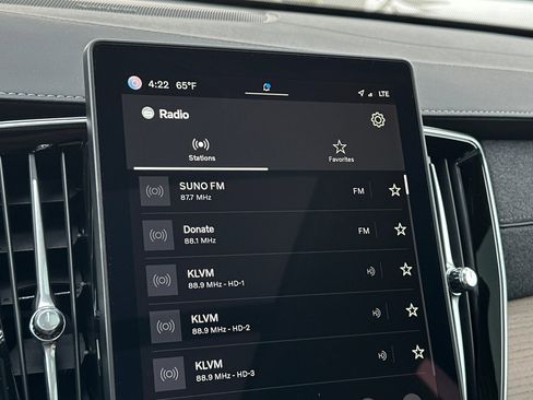 New 2025 Volvo XC90 T8 Plus w/ Protection Package Premier image 17