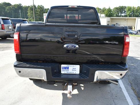 Used 2016 Ford F250 Lariat w/ Lariat Ultimate Package AWD/4WD image 7