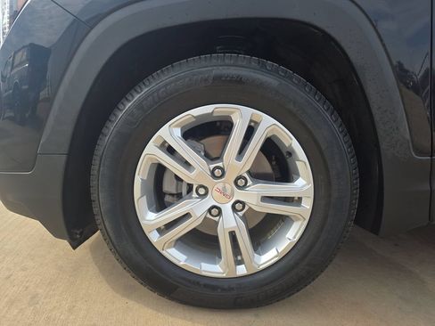 Used 2022 GMC Terrain SLE w/ Driver Convenience Package FWD image 34