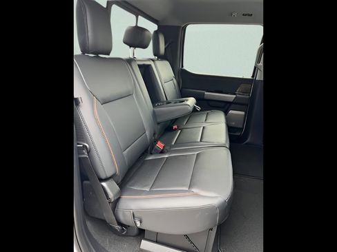 New 2026 Ford F250 Lariat w/ Black Appearance Package image 14