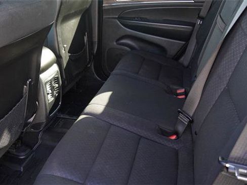 Certified 2021 Jeep Grand Cherokee Laredo image 14