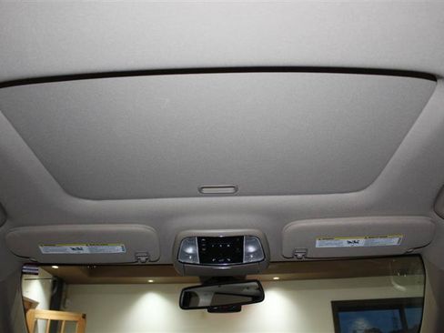Used 2014 Jeep Grand Cherokee Limited AWD/4WD image 23