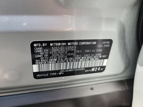 Used 2026 Mitsubishi Outlander ES FWD image 28
