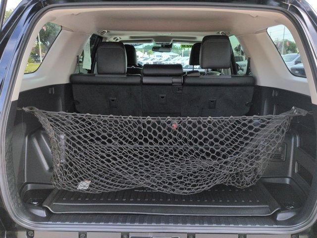 Used 2022 Toyota 4Runner SR5 Premium w/ Moonroof Package AWD/4WD image 12
